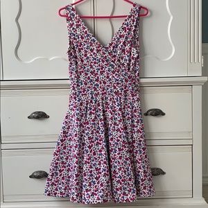 Betsey Johnson casual “berry” dress